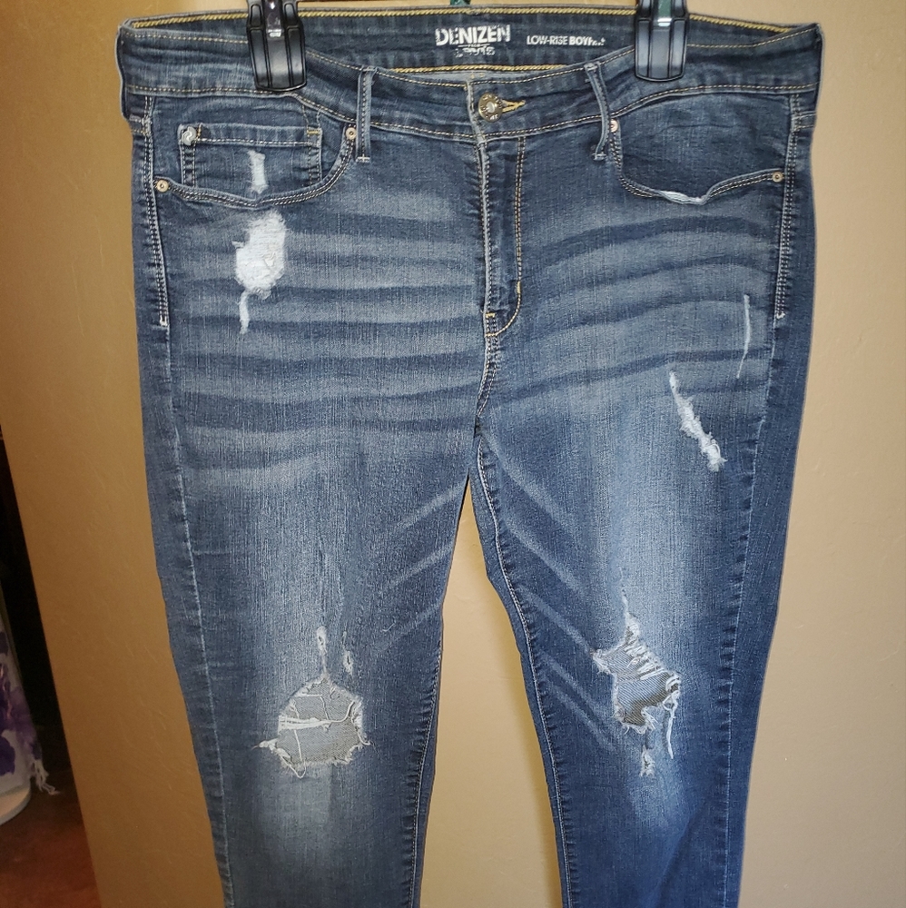 Levi Denizen capris